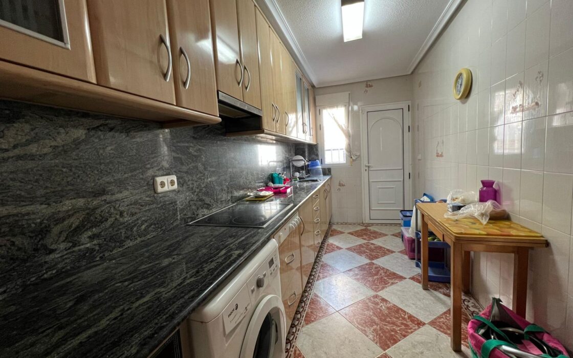 Таунхаус с террасой 110 м² у пляжа Ла Мата Торревьеха