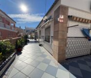 Таунхаус с террасой 110 м² у пляжа Ла Мата Торревьеха