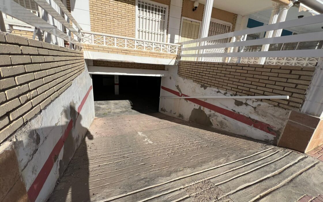 Таунхаус с террасой 110 м² у пляжа Ла Мата Торревьеха