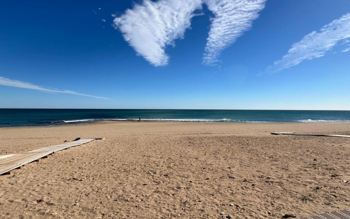 Таунхаус с террасой 110 м² у пляжа Ла Мата Торревьеха