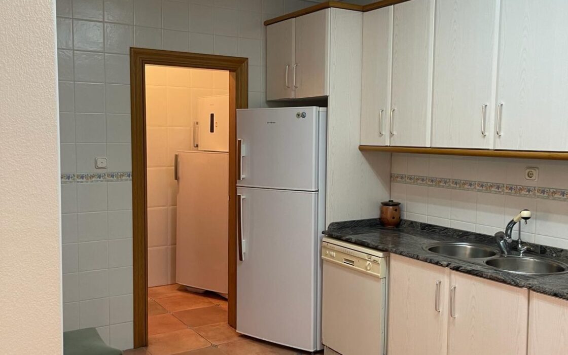 Исключительная квартира в центре Торревьехи 160 кв.м с террасой