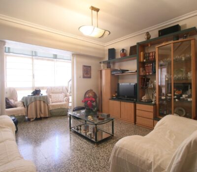 Апартаменти в Аликанте 88 кв.м з балконом та 3 спальнями