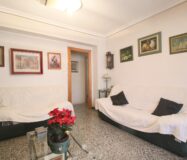 Апартаменти в Аликанте 88 кв.м з балконом та 3 спальнями