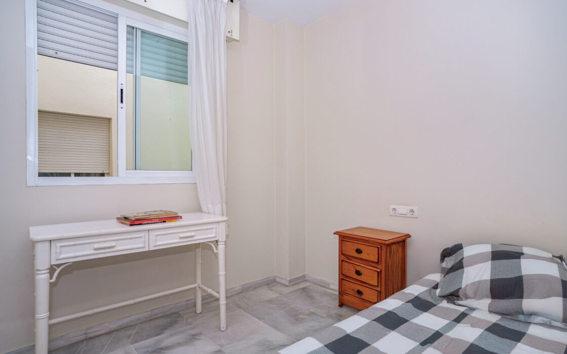 Квартира с террасой в Нуэва Андалусия, 78 кв.м, Марбелья