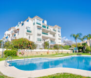 Квартира с террасой в Нуэва Андалусия, 78 кв.м, Марбелья