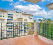 Квартира с террасой в Нуэва Андалусия, 78 кв.м, Марбелья