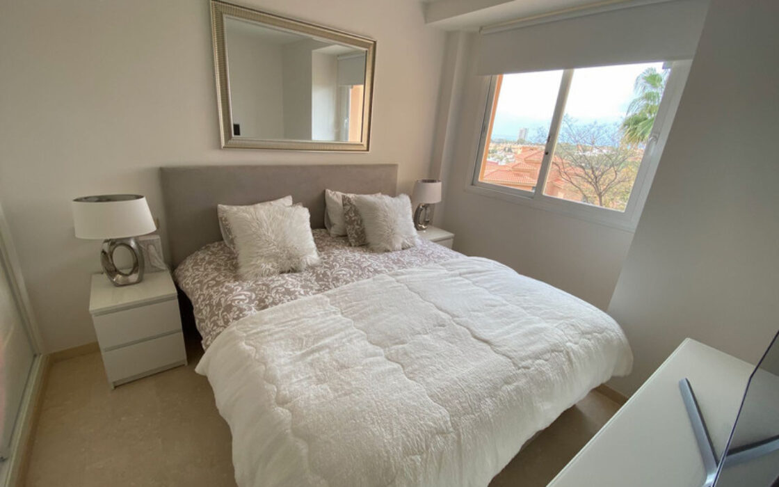 Квартира 2+2 с террасами в Эльвирии у моря