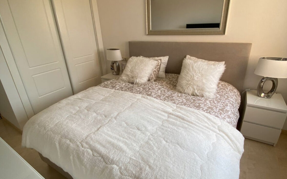 Квартира 2+2 с террасами в Эльвирии у моря