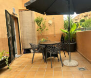 Квартира 2+2 с террасами в Эльвирии у моря