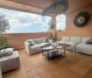 Квартира 2+2 с террасами в Эльвирии у моря