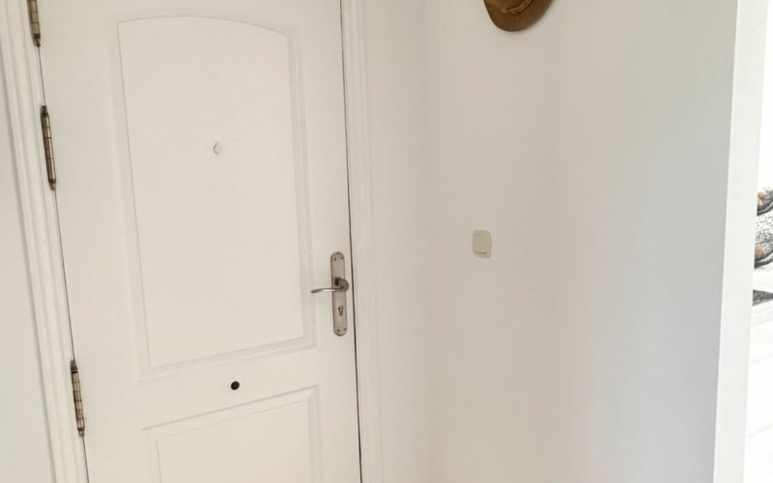 Квартира 2+2 с террасами в Эльвирии у моря