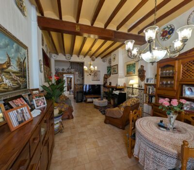 Двоквартирний будинок в Ла Нусії з трьома спальнями біля моря