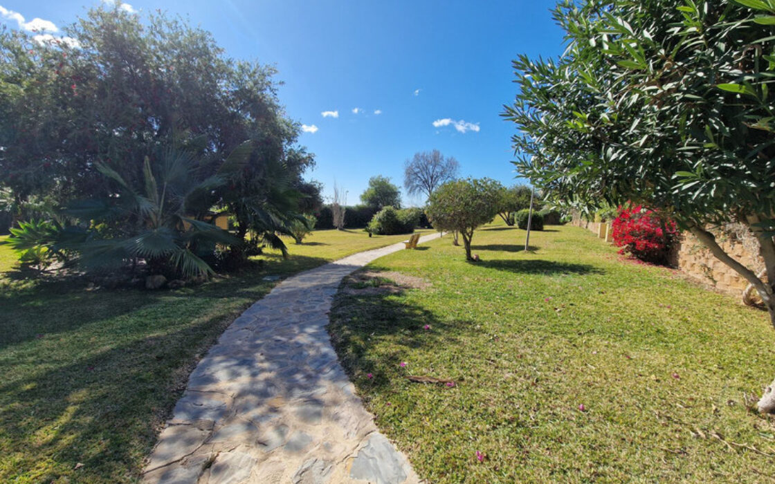 Квартира с террасой у моря в Марбелье, 154 кв.м, 3 спальни