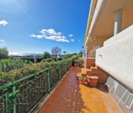 Квартира с террасой у моря в Марбелье, 154 кв.м, 3 спальни