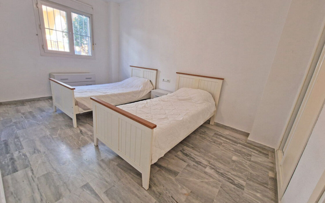 Квартира с террасой у моря в Марбелье, 154 кв.м, 3 спальни