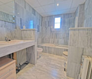 Квартира с террасой у моря в Марбелье, 154 кв.м, 3 спальни