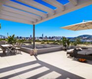 Вилла в Финестрате 317.5 кв.м у моря с террасой и бассейном