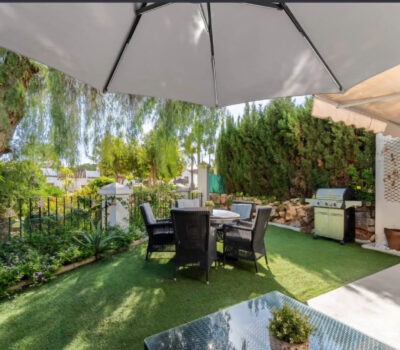 Елегантна квартира з 2 спальнями в Марбельї з терасою