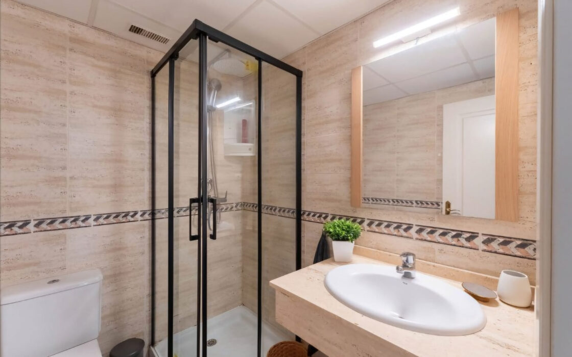 Елегантна квартира з 2 спальнями в Марбельї з терасою