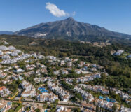 Елегантна квартира з 2 спальнями в Марбельї з терасою