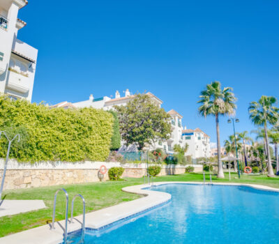 Квартира 2 спальни в Lorcrimar, близко к Пуэрто Банус