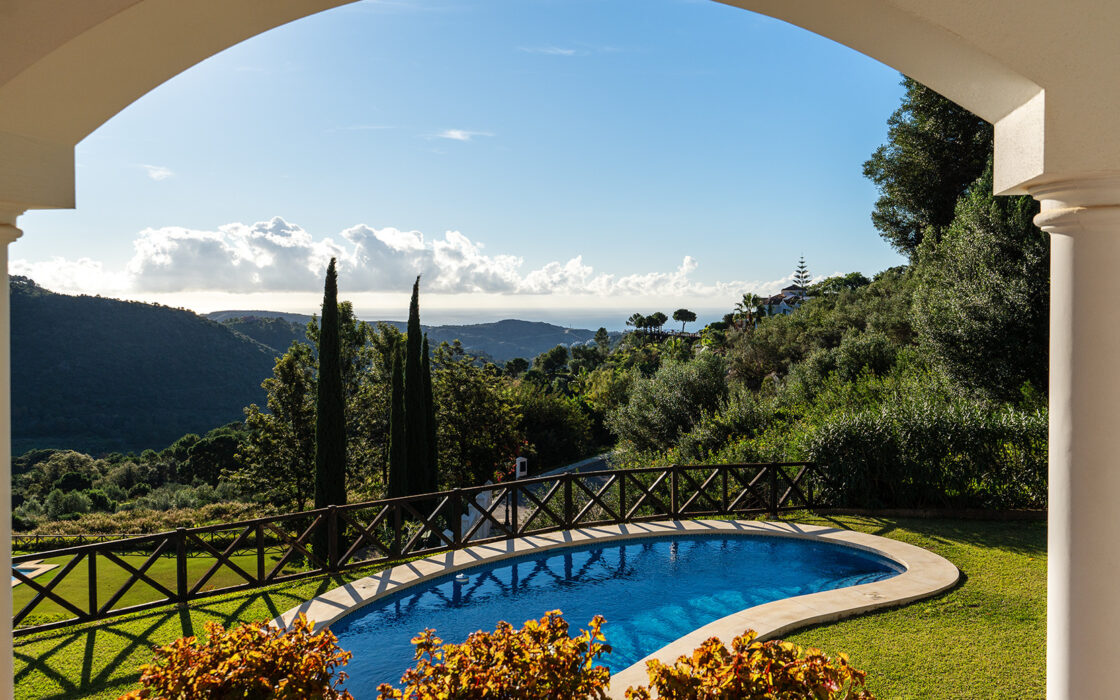 Вілла з панорамним видом на море в Бенахавісі 519 кв.м