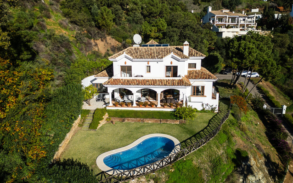 Вілла з панорамним видом на море в Бенахавісі 519 кв.м