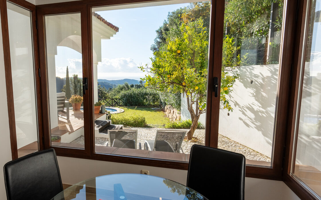 Вілла з панорамним видом на море в Бенахавісі 519 кв.м