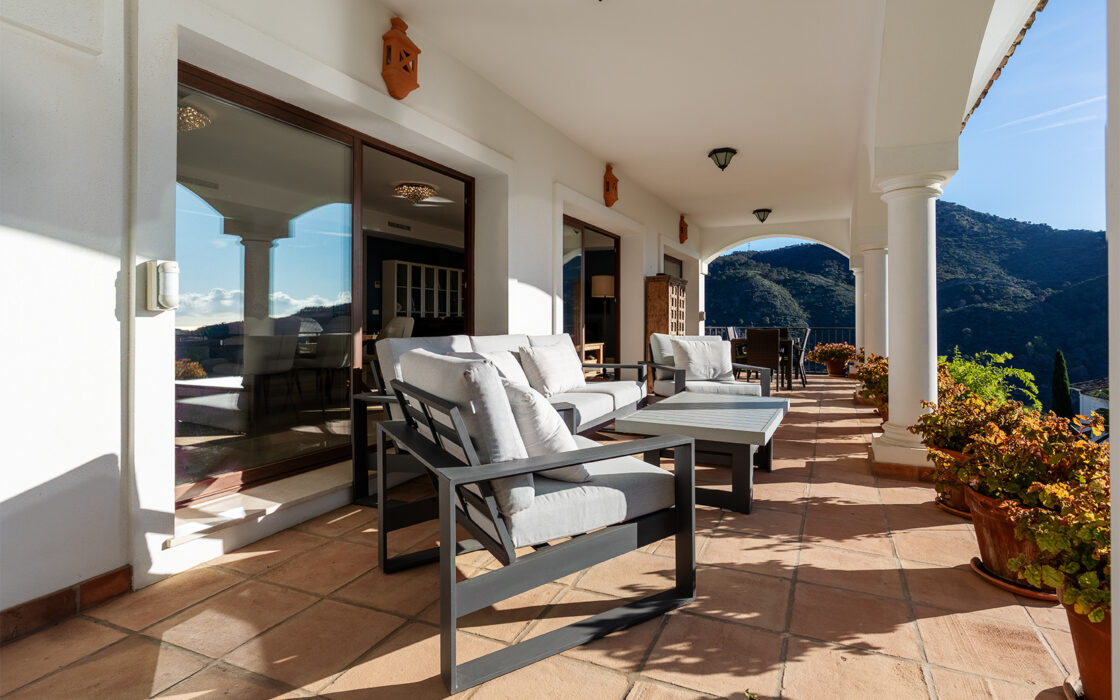 Вілла з панорамним видом на море в Бенахавісі 519 кв.м