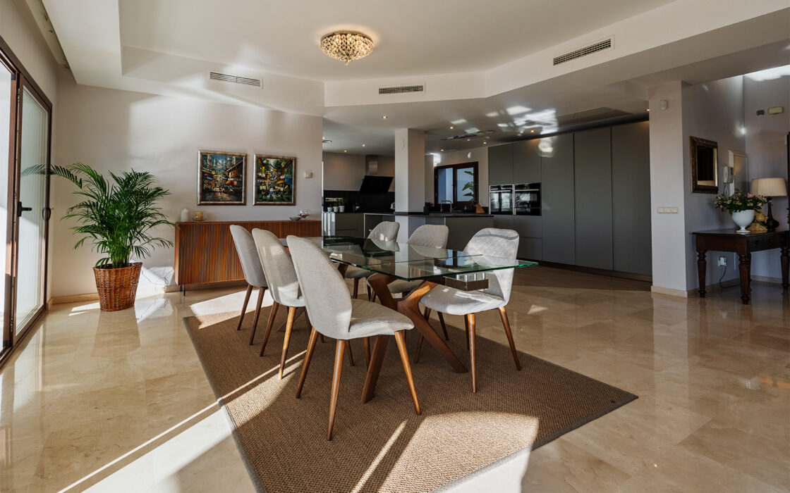 Вілла з панорамним видом на море в Бенахавісі 519 кв.м