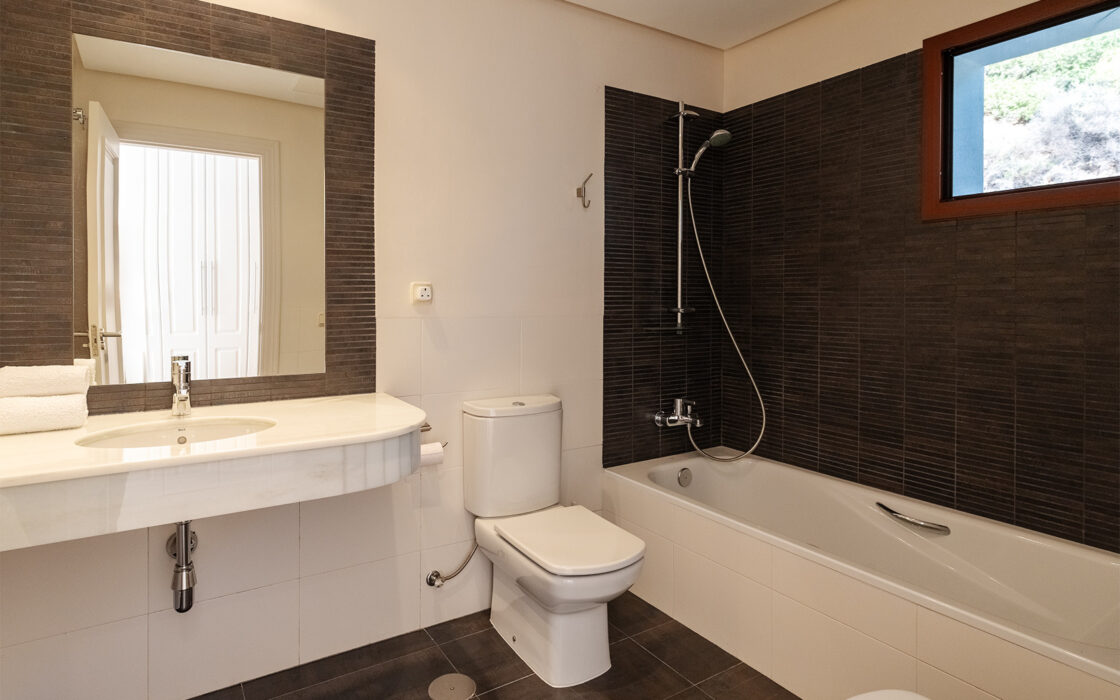 Вілла з панорамним видом на море в Бенахавісі 519 кв.м