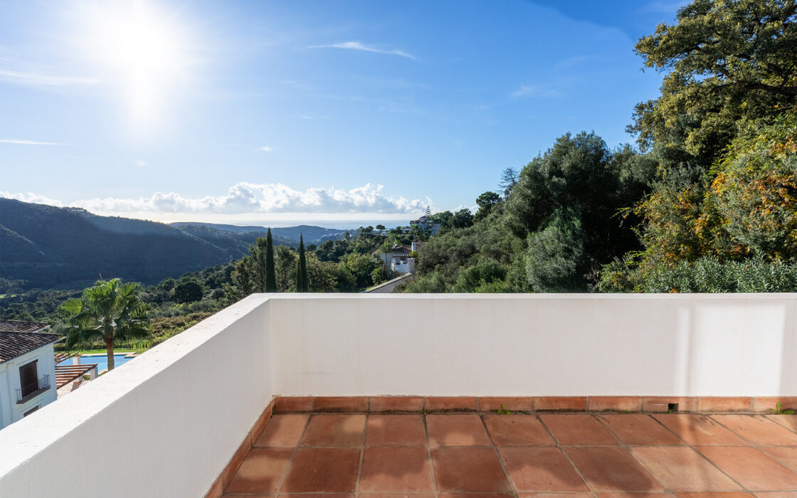 Вілла з панорамним видом на море в Бенахавісі 519 кв.м