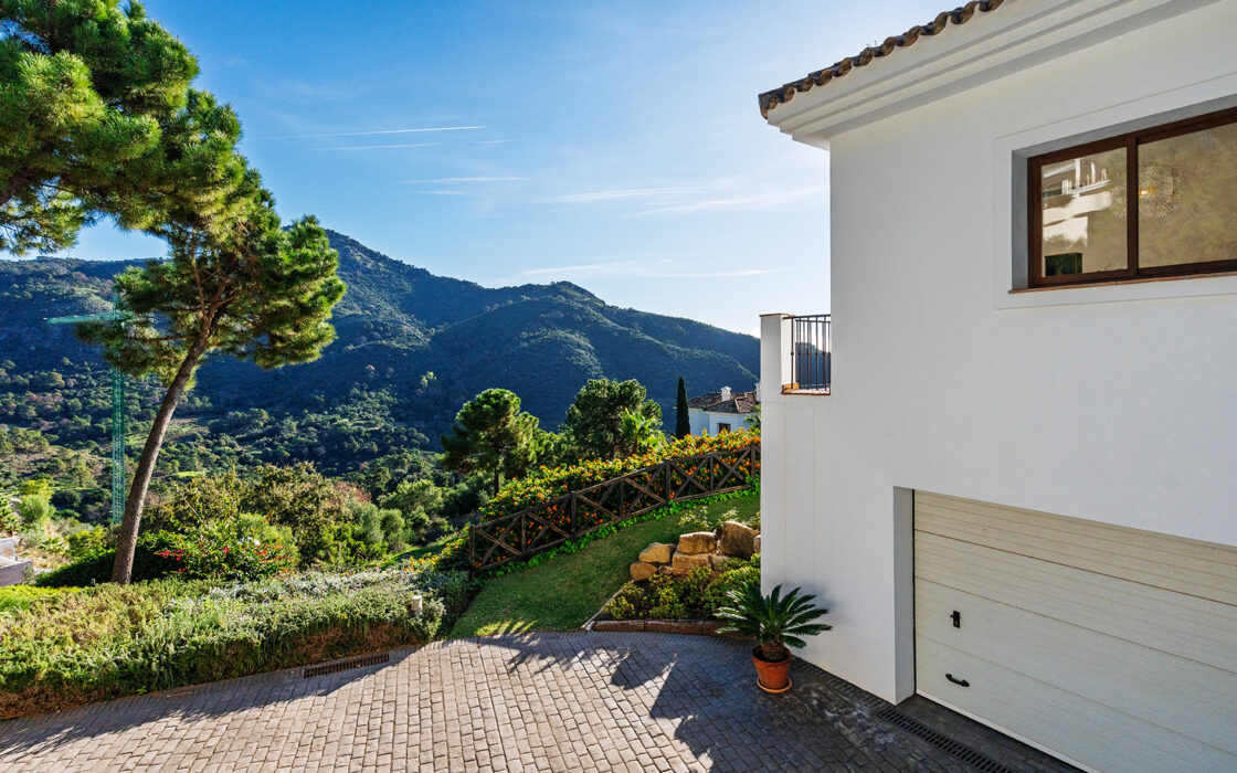 Вілла з панорамним видом на море в Бенахавісі 519 кв.м