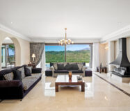 Загородний клуб в Бенахаві, 764 кв.м з терасою біля моря