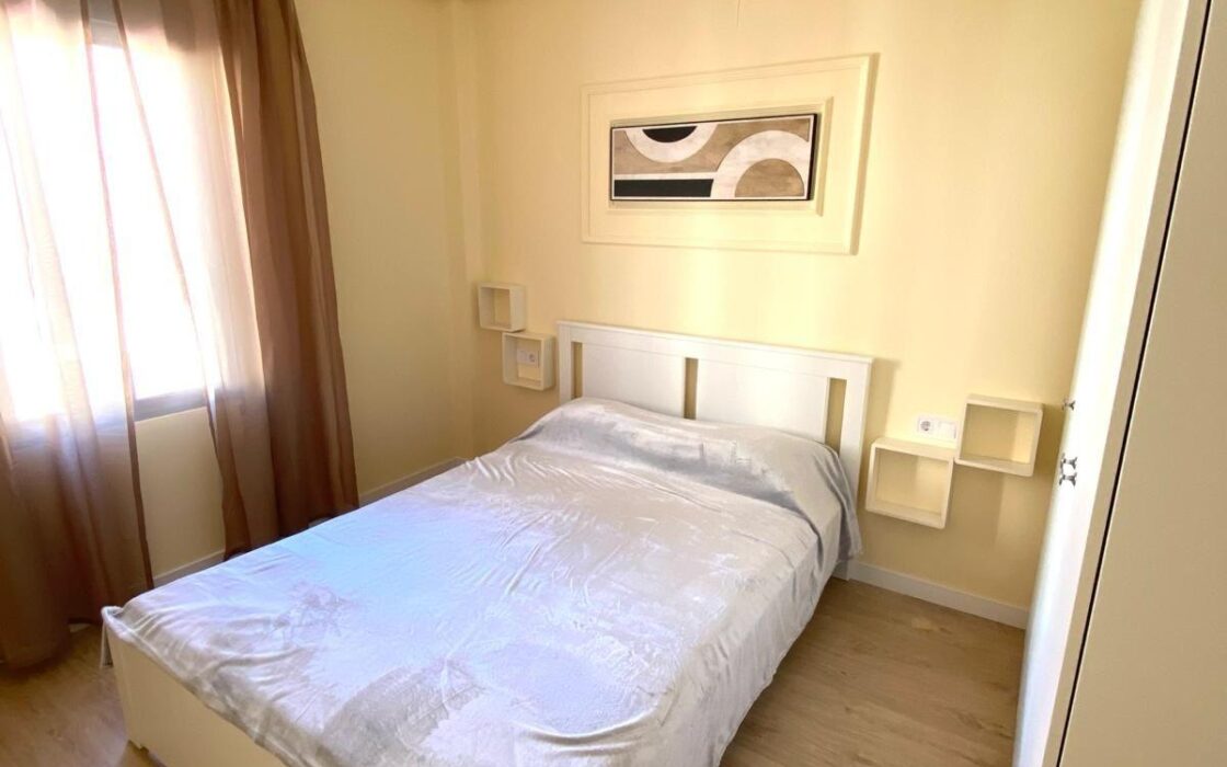 Доходный дом в Валенсии 257 кв.м с высоким доходом