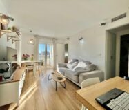 Апартаменты в Торревьехе 62 кв.м с террасой и бассейном