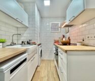 Апартаменты в Торревьехе 62 кв.м с террасой и бассейном