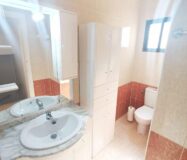 Дом в Торревьехе у моря с террасой и 3 комнатами 85 кв.м