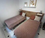 Апартамент в Торревьехе 61 кв.м у моря с террасой