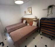 Апартамент в Торревьехе 61 кв.м у моря с террасой