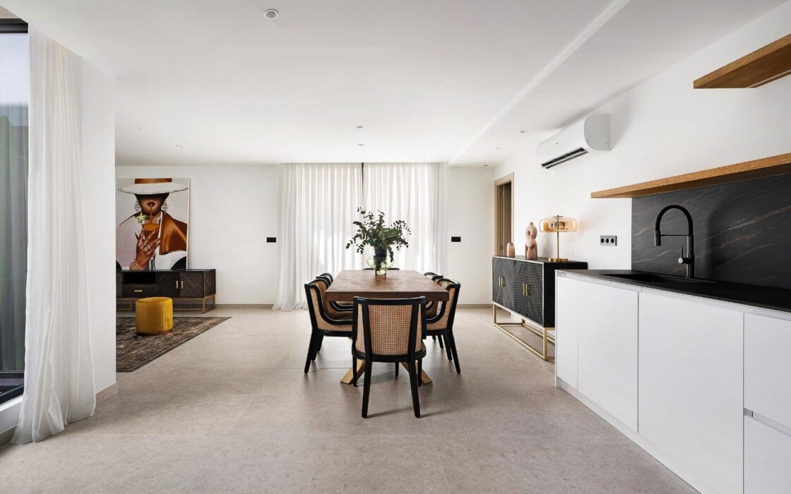 Вилла в La Nucía 342 кв.м с террасой и бассейном