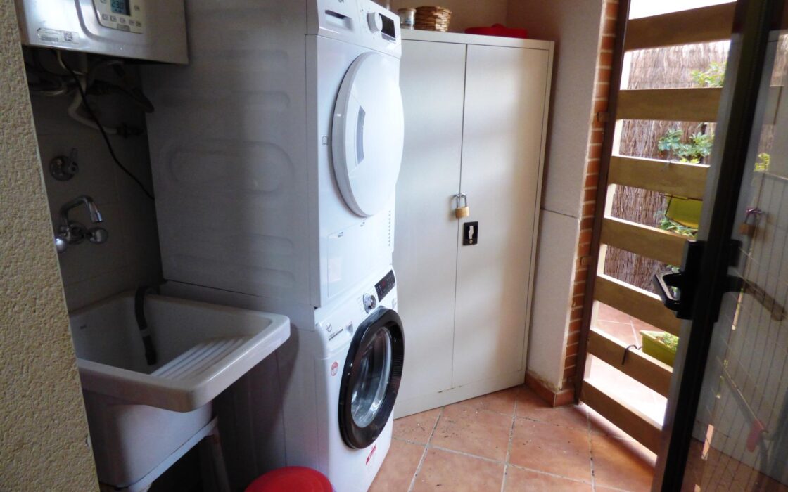 Апартаменты в Аликанте 144 кв.м с террасой и бассейном