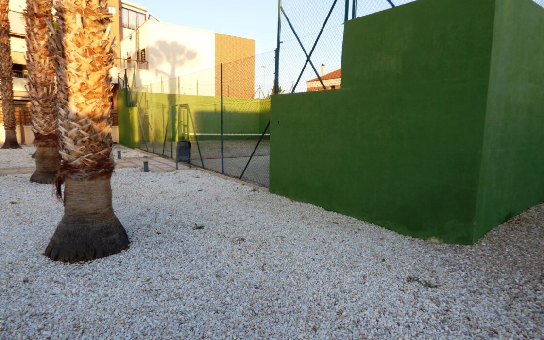 Апартаменты в Аликанте 144 кв.м с террасой и бассейном