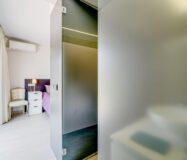 Вилла с 5 спальнями и террасой в Финестрате 242 кв.м