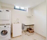 Вилла с 5 спальнями и террасой в Финестрате 242 кв.м