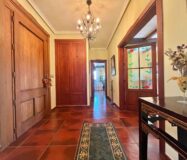 Просторный дом в Рохалес с бассейном и террасой 450 кв.м