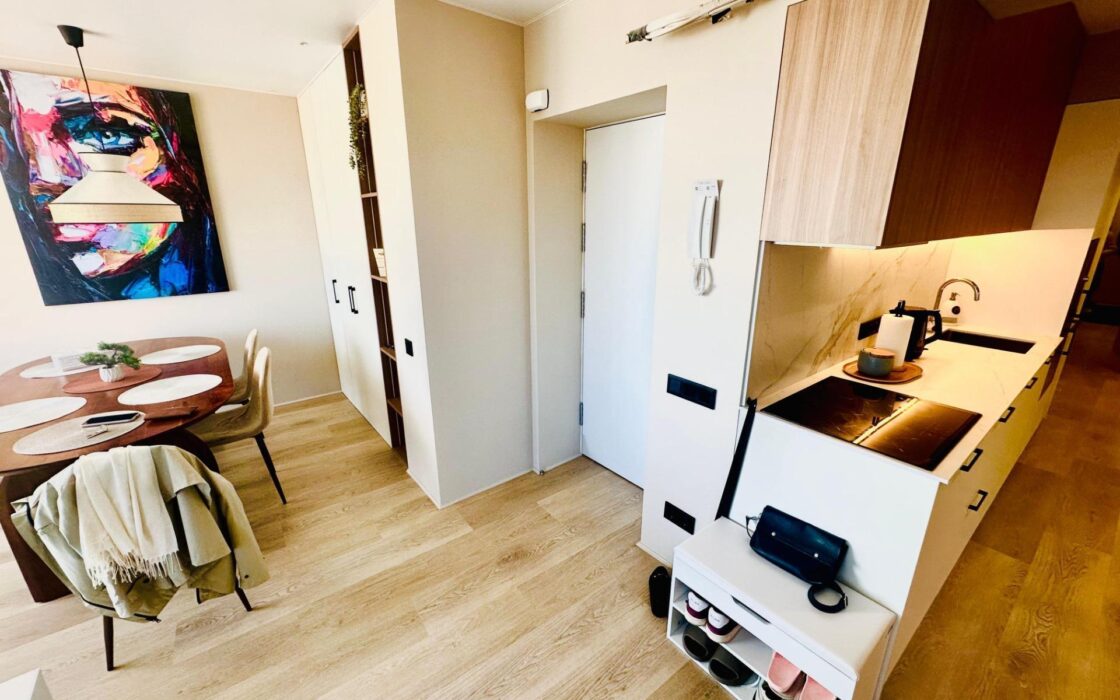 Продается квартира 100 кв.м с видом на море в Аликанте