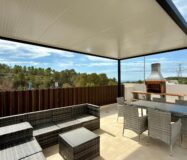 Вилла с террасой у моря в Финестрате, 3 спальни, 107 кв.м