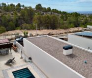 Вилла с террасой у моря в Финестрате, 3 спальни, 107 кв.м