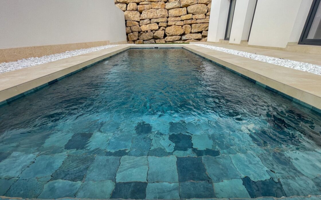 Вилла с террасой у моря в Финестрате, 3 спальни, 107 кв.м